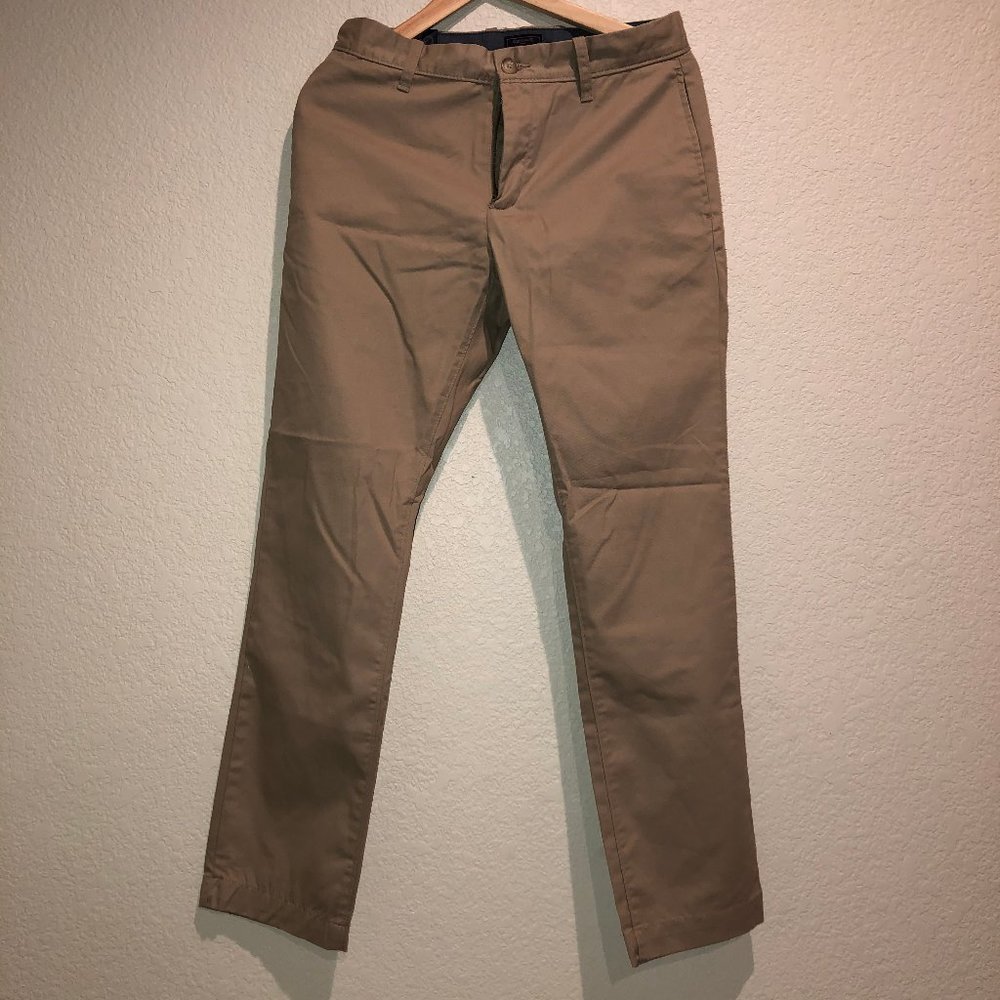 Gap Factory Beige Tapered Fit Khaki | 29x30 | NWOT